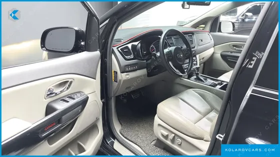 KIA CARNIVAL 9-SEATER NOBLESSE