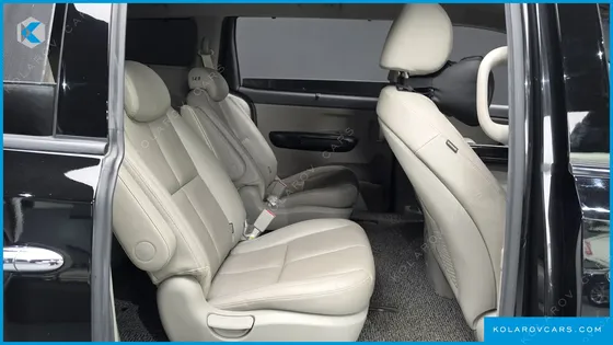 KIA CARNIVAL 9-SEATER NOBLESSE