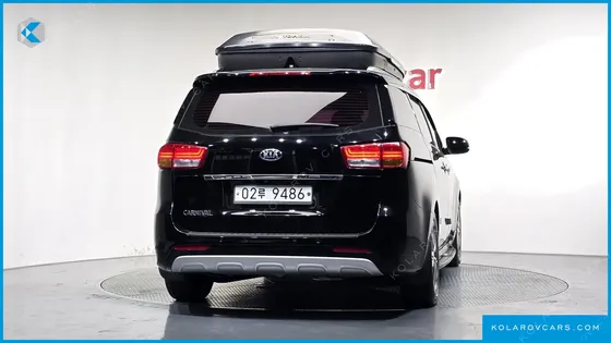 KIA CARNIVAL 9-SEATER NOBLESSE