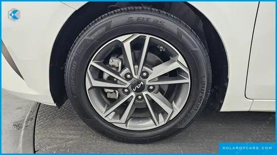 KIA K3 1.6