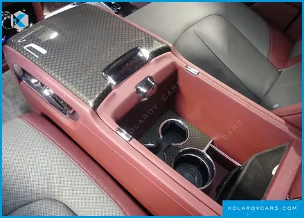ROLLS ROYCE GHOST 6.7 V12 BLACK BADGE