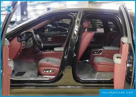 ROLLS ROYCE GHOST 6.7 V12 BLACK BADGE