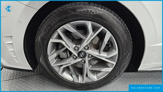 HYUNDAI SONATA 2.0