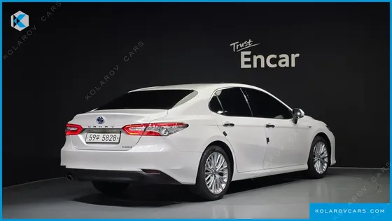 TOYOTA CAMRY 2.5 XLE HYBRID