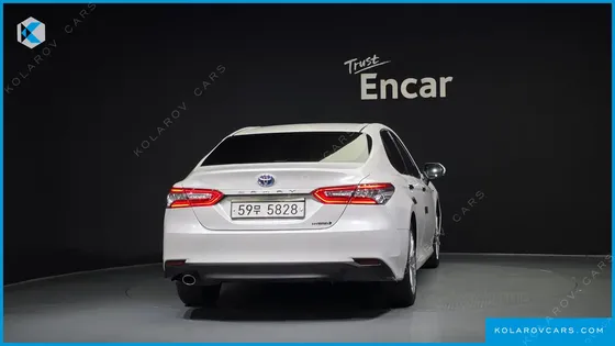TOYOTA CAMRY 2.5 XLE HYBRID