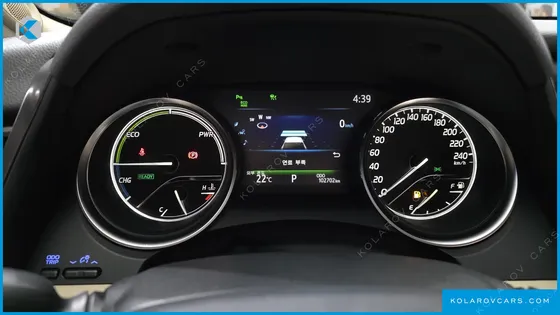 TOYOTA CAMRY 2.5 XLE HYBRID