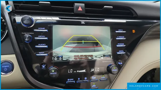 TOYOTA CAMRY 2.5 XLE HYBRID