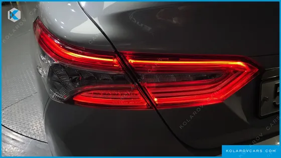 TOYOTA CAMRY 2.5 XLE HYBRID