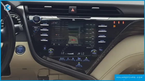 TOYOTA CAMRY 2.5 XLE HYBRID
