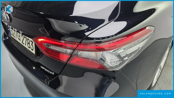 TOYOTA CAMRY 2.5 LE HYBRID