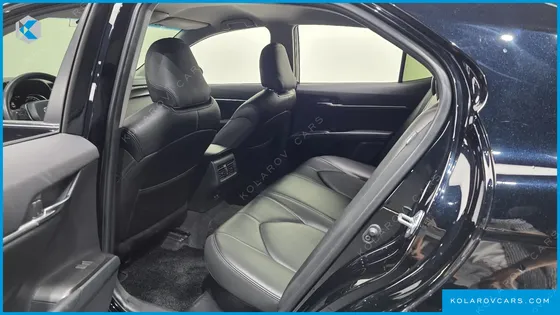 TOYOTA CAMRY 2.5 LE HYBRID