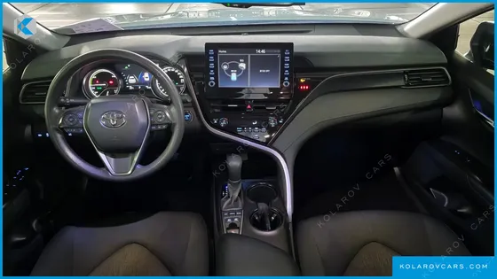 TOYOTA CAMRY 2.5 LE HYBRID