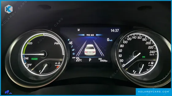 TOYOTA CAMRY 2.5 LE HYBRID