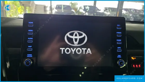 TOYOTA CAMRY 2.5 LE HYBRID