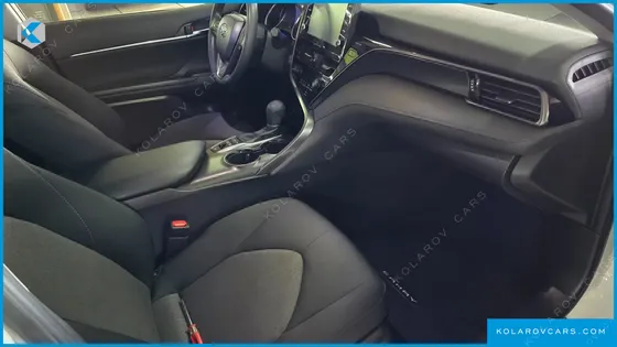 TOYOTA CAMRY 2.5 LE HYBRID