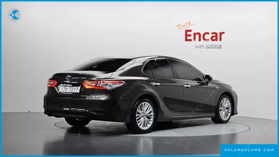 TOYOTA CAMRY 2.5 XLE HYBRID