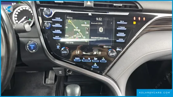 TOYOTA CAMRY 2.5 XLE HYBRID