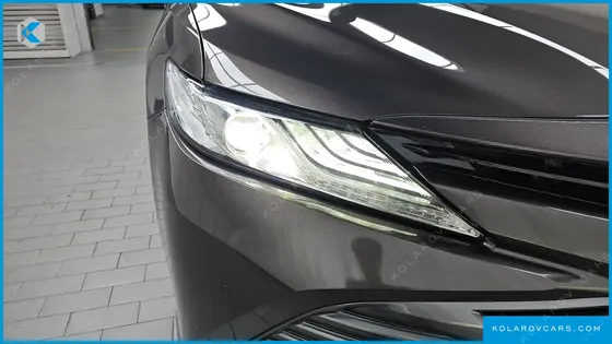 TOYOTA CAMRY 2.5 XLE HYBRID