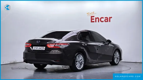 TOYOTA CAMRY 2.5 XLE HYBRID