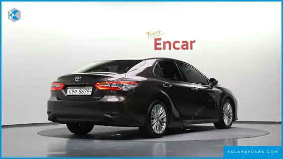 TOYOTA CAMRY 2.5 XLE HYBRID