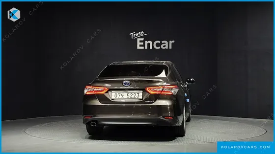 TOYOTA CAMRY 2.5 XLE HYBRID