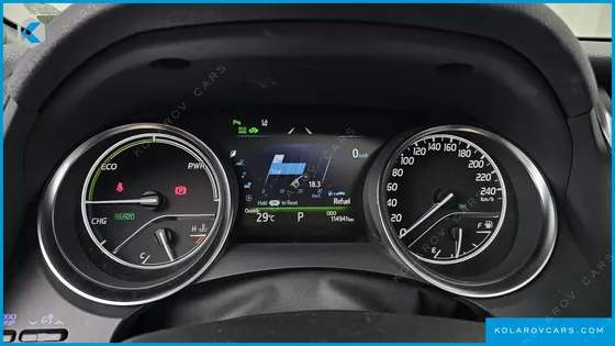 TOYOTA CAMRY 2.5 XLE HYBRID