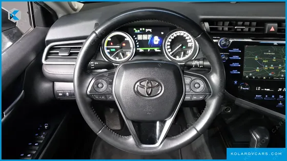 TOYOTA CAMRY 2.5 XLE HYBRID