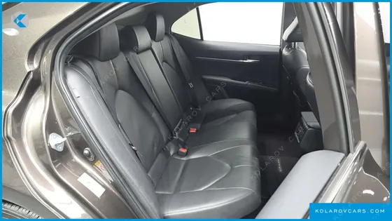 TOYOTA CAMRY 2.5 XLE HYBRID