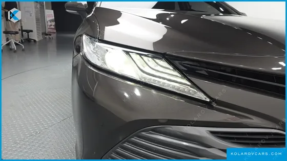 TOYOTA CAMRY 2.5 XLE HYBRID