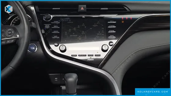 TOYOTA CAMRY 2.5 XLE HYBRID