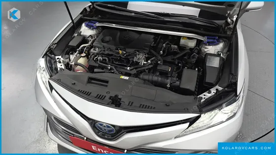 TOYOTA CAMRY 2.5 XLE HYBRID
