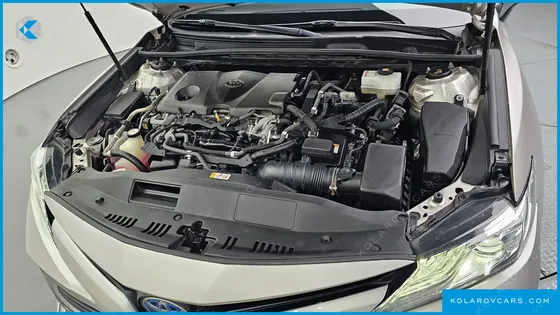 TOYOTA CAMRY 2.5 XLE HYBRID