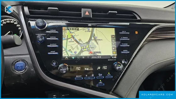 TOYOTA CAMRY 2.5 XLE HYBRID