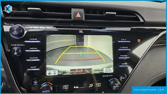 TOYOTA CAMRY 2.5 XLE HYBRID