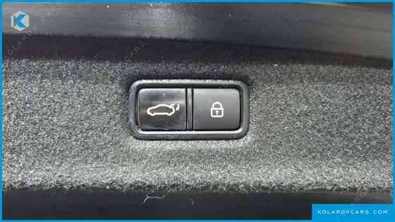 GENESIS G90 3.8 AWD