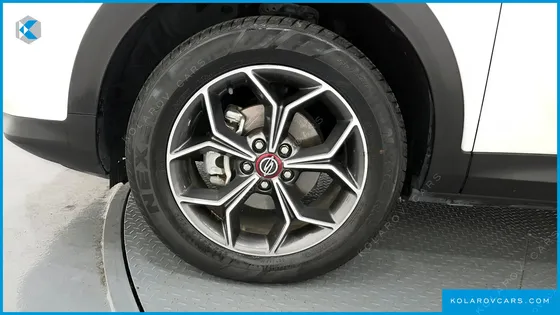 KGM - SSANGYONG KORANDO GASOLINE 1.5 2WD R-PLUS