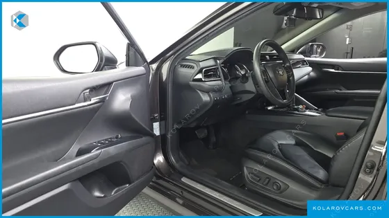TOYOTA CAMRY 2.5 LE HYBRID