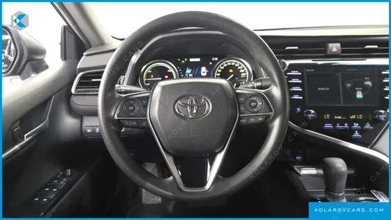 TOYOTA CAMRY 2.5 LE HYBRID