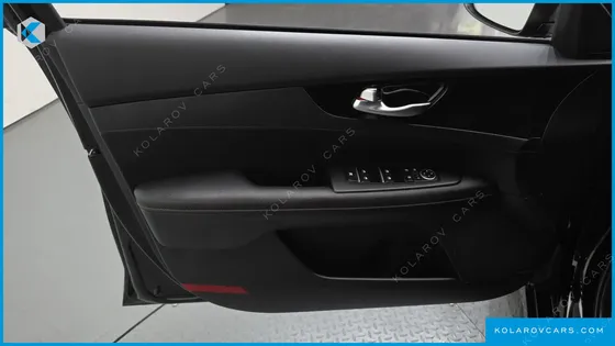 KIA K3 1.6 TURBO GT 5DOOR