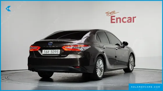 TOYOTA CAMRY 2.5 XLE HYBRID