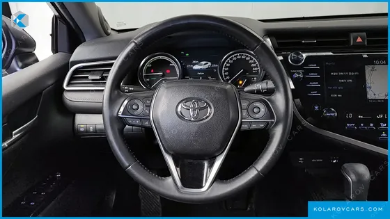 TOYOTA CAMRY 2.5 XLE HYBRID