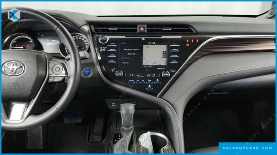 TOYOTA CAMRY 2.5 XLE HYBRID