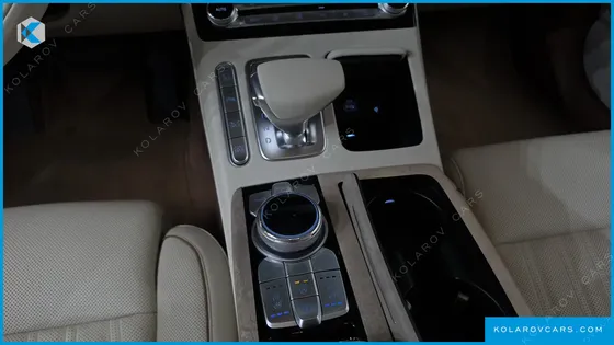 GENESIS G90 5.0 AWD