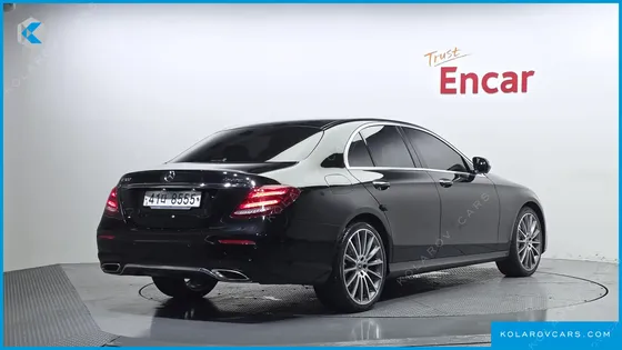 MERCEDES E-CLASS E300 4MATIC AMG LINE