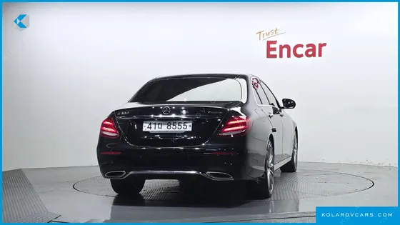 MERCEDES E-CLASS E300 4MATIC AMG LINE