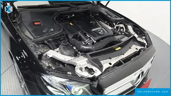 MERCEDES E-CLASS E300 4MATIC AMG LINE