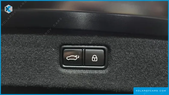 GENESIS G90 3.8 AWD