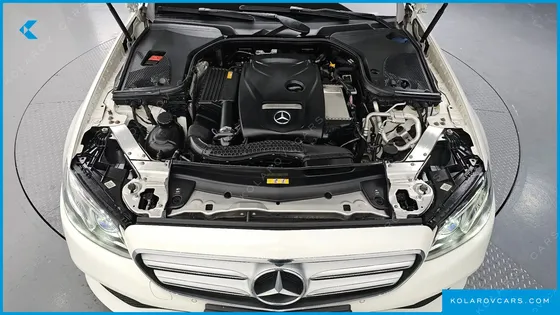 MERCEDES E-CLASS E300 4MATIC AVNATGARDE