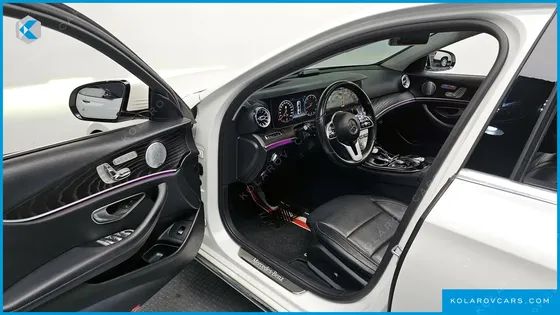 MERCEDES E-CLASS E300 4MATIC AVNATGARDE