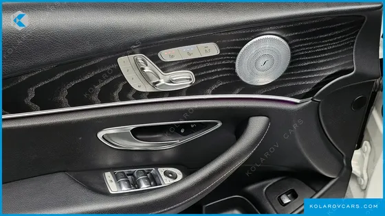 MERCEDES E-CLASS E300 4MATIC AVNATGARDE